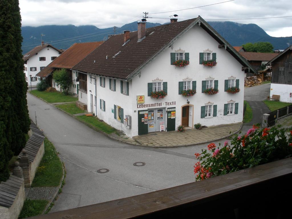 Alpengasthof Zur Loisach Hotel Grossweil Szoba fotó