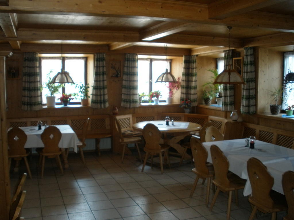 Alpengasthof Zur Loisach Hotel Grossweil Kültér fotó