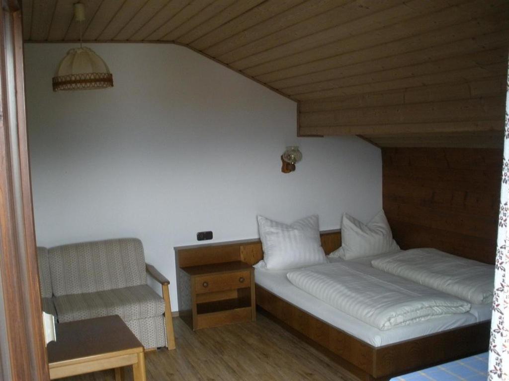 Alpengasthof Zur Loisach Hotel Grossweil Kültér fotó